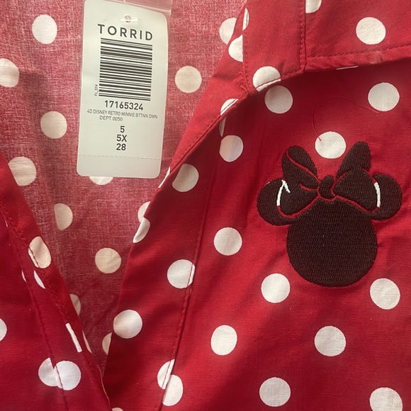 Torrid  5 Minnie Mouse blouse NWT - Picture 2 of 4